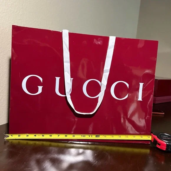Gucci Shopping Bag - Picture 2 of 4